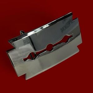 TOUGH GRUNGE RAZOR BLADE BELT BUCKLE